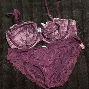 Victoria Secret Elegant Dark Purple Lace Lingerie Set